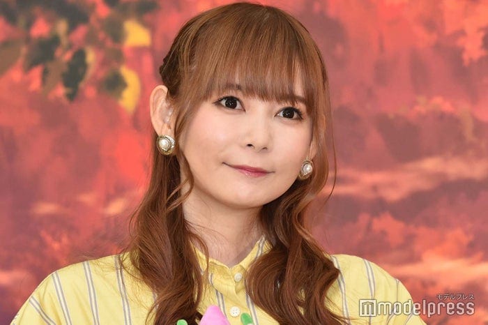 双子出産の中川翔子、親子3ショットで生後2ヶ月報告「大きくなった」「ムチムチで可愛い」の声