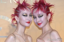 AMIAYA・AMI、0歳息子お宮参りの家族ショット披露「パパに似てきた」「着物姿美しい」の声