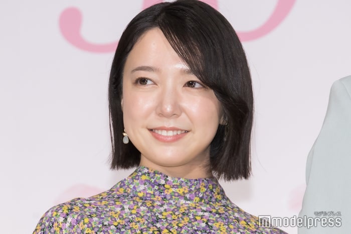 上白石萌音、ノースリーブ姿のプラベ写真公開 人気女優とイタリア旅行へ「レア」「2人とも可愛い」の声