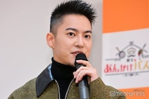 三山凌輝、結婚＆グループ脱退後初の公の場 左薬指にゴールドの指輪輝く