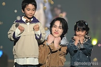 WILD BLUE5人がキッズモデルとランウェイ「癒し空間」「可愛いしかない」と反響【TGC広島2025】