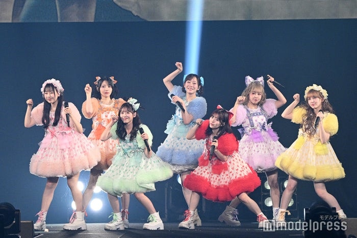 FRUITS ZIPPER「NHK紅白歌合戦に出演します」報告に祝福ムード ルダハート&お手振り…ファンサたっぷりで盛り上げる【TGC広島2025】