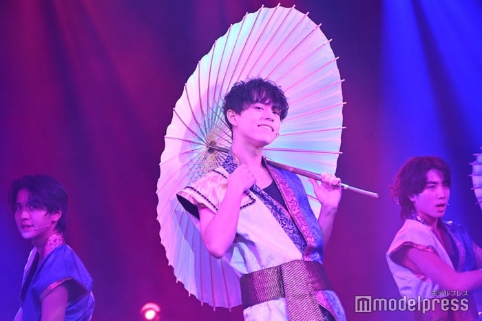 STARTOジュニア27人「SHAKE」など人気曲披露 “タイプロ”出身メンバーも新加入で背中合わせパフォーマンス【ジュニア Showcase 2025 新星 -SHINSEI-】