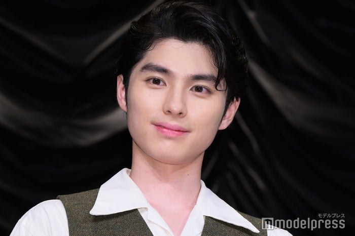 本田響矢、金髪大胆イメチェン姿披露「別人級」「ビジュ爆発」絶賛の声相次ぐ