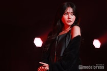 元AKB48メンバー、オフショルワンピで美肩披露「破壊力すごい」「透明感あふれてる」と絶賛の声