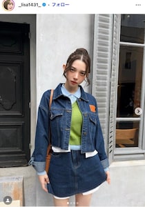 広島カープ小園海斗選手の妻・渡辺リサ、美肩輝くボーダートップス姿に反響「スタイル良すぎ」「大人可愛い」