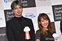 川崎希の0歳次女「髪伸びた」近影ショット話題「すでに完成されてる」「リアル天使」夫・アレクサンダーが公開