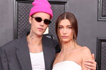 ジャスティン・ビーバー、妻・ヘイリーとの寿司作りデート公開「上裸で握ってるの斬新」「本格的ですごい」と反響