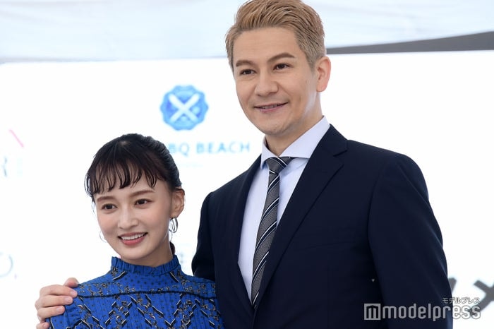 JOY、妻・わたなべ麻衣との仲良し夫婦ショット公開「お似合いすぎてほっこり」「自然体で素敵」と反響