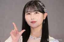 ＝LOVE山本杏奈、ミニスカ×ロングブーツで美スタイル際立つ「肩出しも可愛い」「脚綺麗」