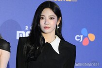 aespaニンニン、美脚際立つ“超ミニ”コーデ披露「脚の長さがレベチ」「2次元スタイル」と絶賛の声