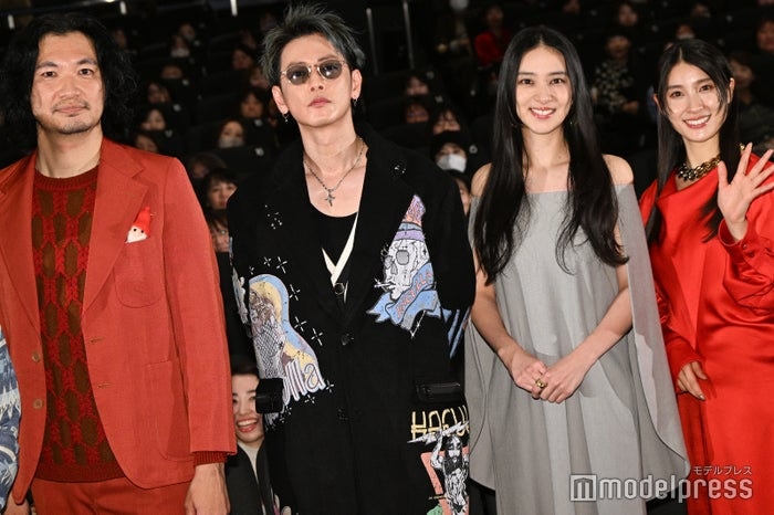 「るろうに剣心」佐藤健・武井咲・青木崇高・土屋太鳳、舞台挨拶でサプライズ集結「当時の感覚が蘇ってきました」