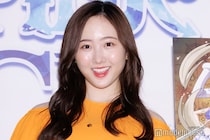 本田望結、キュートなサンタコスプレが話題「最高のクリスマスプレゼント」「可愛すぎて悶絶」の声