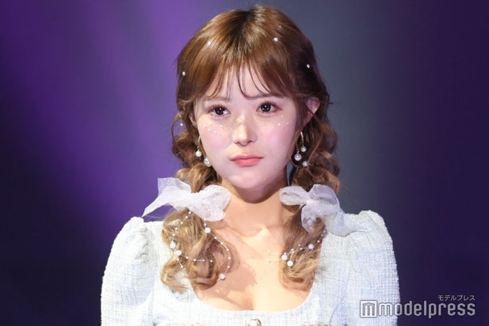 ギャルママモデル聖菜「ショートに戻したよ」ミニ丈コーデでヘアチェンジ報告「お人形さんみたい」「真の美女」と反響