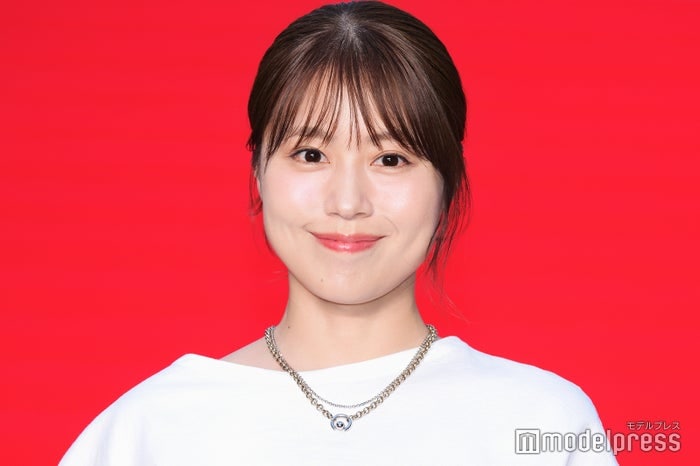 有村架純、美肩大胆ベアトップ姿公開「色気がすごい」「美しさに磨きがかかってる」と反響