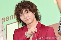 ぱーてぃーちゃん・すがちゃん最高No.1、柏木由紀との“年内結婚”報道に生配信で言及「LINEがめっちゃきてさ」