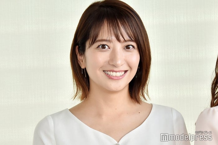 笹崎里菜アナ、美デコルテ輝くドレス姿に絶賛の声「雰囲気変わる」「ため息が出るほど美しい」