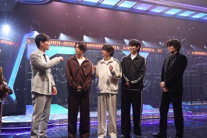 timelesz新メンバー、“イライラ棒”挑戦 菊池風磨もグループ愛溢れる「全員でご飯に行く」【炎のチャレンジャー】