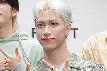 INI池崎理人、家族との台湾旅行ショット公開「プライベート感すごい」「身長差にときめいた」と反響