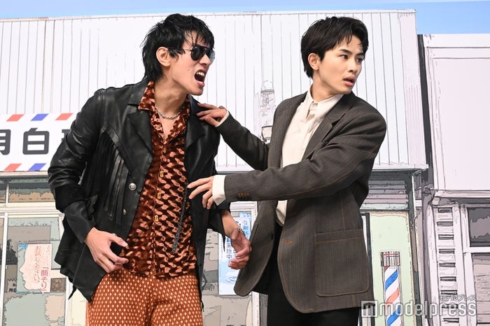 中島歩＆超特急・草川拓弥、会見冒頭約5分の寸劇で走り回る 中島が年末忘年会で企画【俺たちバッドバーバーズ】