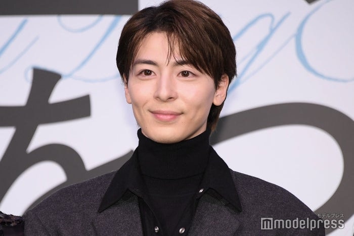 波瑠と結婚の高杉真宙、正月は実家に帰省「家族でゆっくり過ごしていました」【架空の犬と嘘をつく猫】