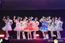 カワラボ新グループ・MORE STAR、コール&レスポンスで会場盛り上げる 堂々初ランウェイも【カワコレTGC】