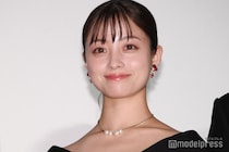 橋本環奈、ド派手金髪×特攻服姿が話題「二度見した」「普段とのギャップすごい」