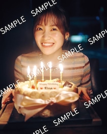 櫻坂46松田里奈、オークランドで26歳誕生日祝福 1st写真集封入特典解禁【まつりの時間】