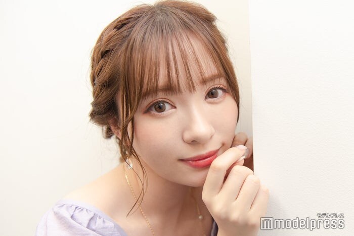 かわにしみき、シール帳公開 恋人とのシール交換の様子に「やりとりが面白すぎる」「全部可愛い」と反響