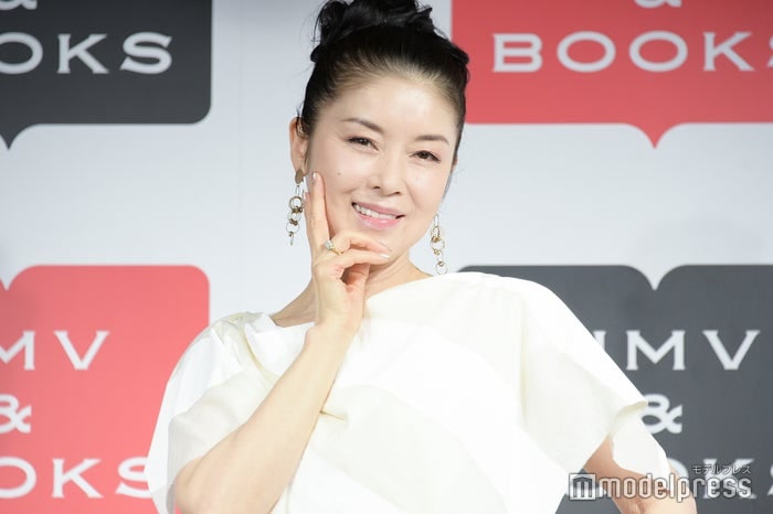 藤あや子、大量の手作り弁当公開に反響「ワンオペで作るなんてすごすぎる」「料理の腕前がプロ級」