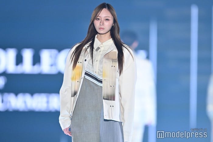 乃木坂46梅澤美波、ハイウエスト×個性的ジャケットで存在感「着こなせるのすごい」「スタイル良すぎ」と反響【TGC2026 S/S】