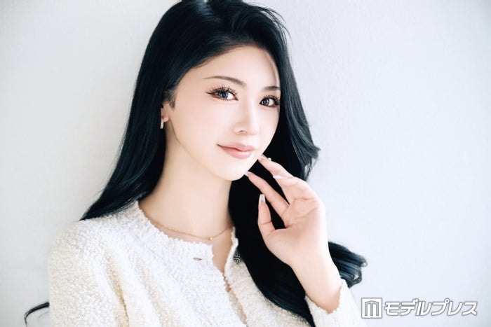 BIGBANG・G-DRAGONからの影響で変化・プロの目線で修正した“あかぬけ術”「一番時間をかけているのはまつ毛」美女キャバ嬢のメイクポイントも解説【「Club蓮 上野」いのインタビュー】