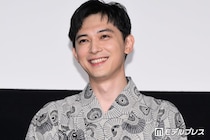 朝ドラ「ばけばけ」丈（杉田雷麟）の持ち道具に兄・友一（吉沢亮）の形見「ずっと一緒なんだ」「泣ける」の声 衣装姿のオフショットも話題