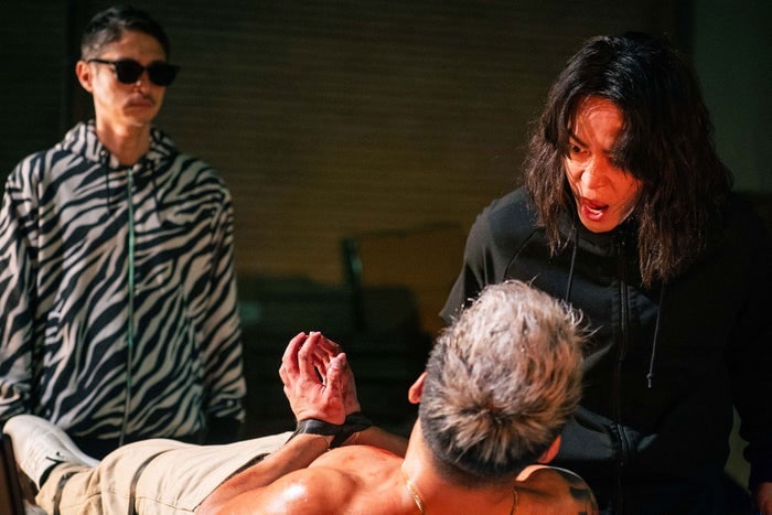 窪塚洋介&亀梨和也W主演「外道の歌 SEASON2」“残酷拷問ショット”解禁「絶対に民放じゃできない」