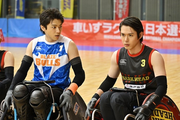 日曜劇場「ＧＩＦＴ」初回 山田裕貴・細田佳央太らが“ラグ車”でぶつかり合い 迫力あふれる試合シーンに反響「想像以上に激しくて驚き」「息するのを忘れた」【ネタバレあり】