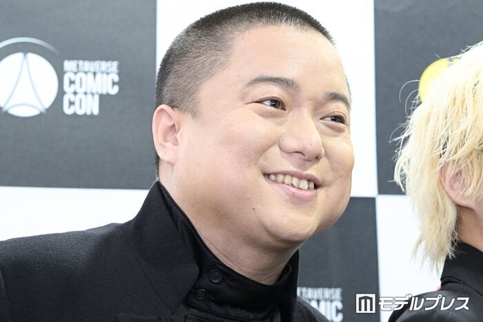 東海オンエア・ゆめまる、妻顔出し結婚記念日旅行ショット「奥さん美人」「撮り合いっこ良すぎ」の声