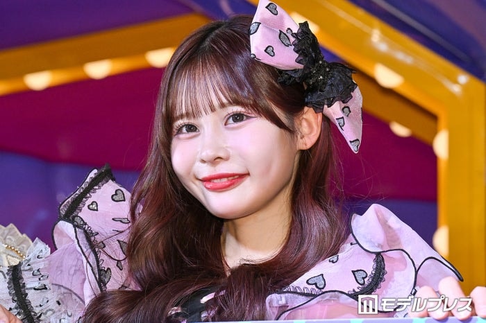 CANDY TUNE村川緋杏、地元でのすっぴん＆パーカーのオフ姿に反響「ギャル感たまらない」「大人っぽい」