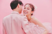 佐藤ミケーラ倭子、史上初「ゼクシィ」紙面上で結婚発表 ウエディングフォト3パターン公開