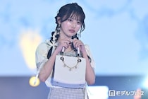 秋元康プロデュースRain Tree綾瀬ことり、大ぶりリボン着こなす甘めファッション披露「可愛すぎ」「スタイル完璧」【ガルアワ2026SS】