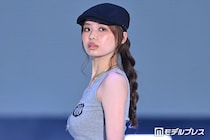 元日向坂46濱岸ひより、ノースリーブでヘルシー肌見せ クールな姿に「爆イケすぎ」「雰囲気違くてびっくり」の声【ガルアワ2026SS】