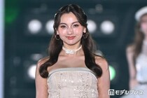 ゆきぽよ、美人妹と平成ギャルに変身 美脚際立つ“超ミニ丈”コーデに絶賛の声「再現度高すぎる」「似合ってる」