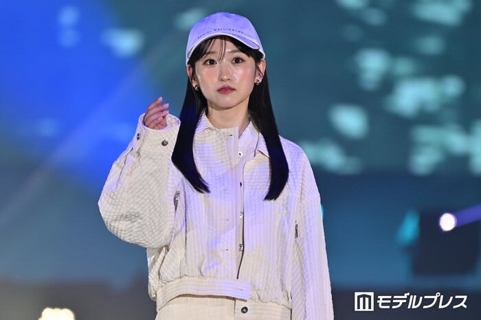 乃木坂46一ノ瀬美空、仕事終わりの「駆け込み3時間ディズニー」ショットに絶賛の声「メガネ可愛すぎる」「ファンキャップ似合う」
