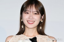 元乃木坂46高山一実、9年前のディズニーショット公開「ずっと変わらず可愛い」「あどけなくて尊い」と反響