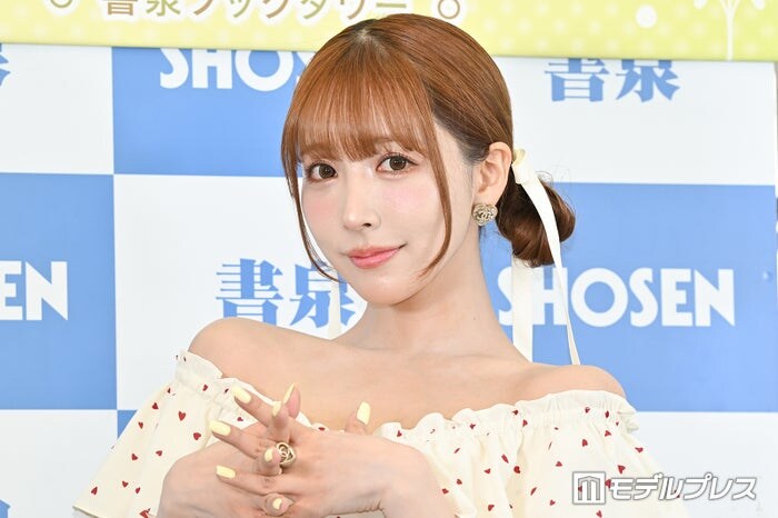 三上悠亜、イメチェン新ヘア披露「雰囲気変わる」「美人が引き立つ」と絶賛の声