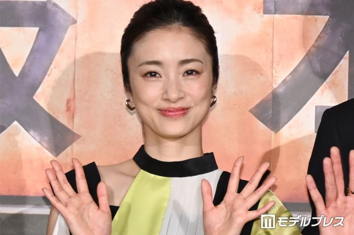 上戸彩、スマートなSnow Man目黒蓮に緊張「ぽーっと顔赤くなってきちゃって」目黒はショック受ける【SAKAMOTO DAYS】