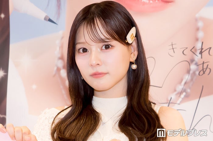 齊藤なぎさ、美肌輝くノースリ姿に視線集中「思わず二度見」「色白で綺麗」
