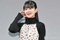 「ラブライブ！」AiScReam声優・大西亜玖璃、美脚際立つミニスカ姿にファン悶絶「赤×黒が最強」「髪型も新鮮で可愛い」