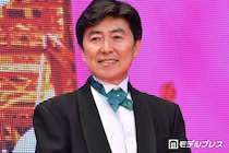 笠井信輔アナ、“教え子”元人気子役と再会 20年前の再現ショットに「綺麗なお姉さんになってる」「成長伝わる」の声