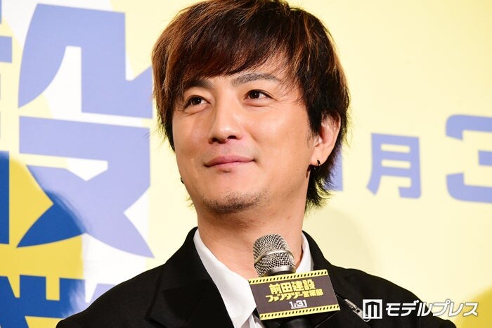 上地雄輔「公人では無いので…」美人母の顔出し過去ショット公開「美しすぎる」「どことなく似てる」と反響