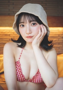 声優・豊田萌絵、ふんわり美バスト披露 サウナでくつろぐ